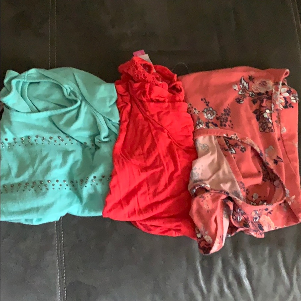 3 tank tops for $2